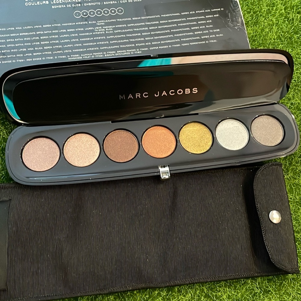 Marc Jacobs Style Eye-Con No. 7 in 204 The Starlet